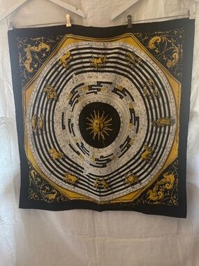 HERMES DIES ET HORE SILK SCARF